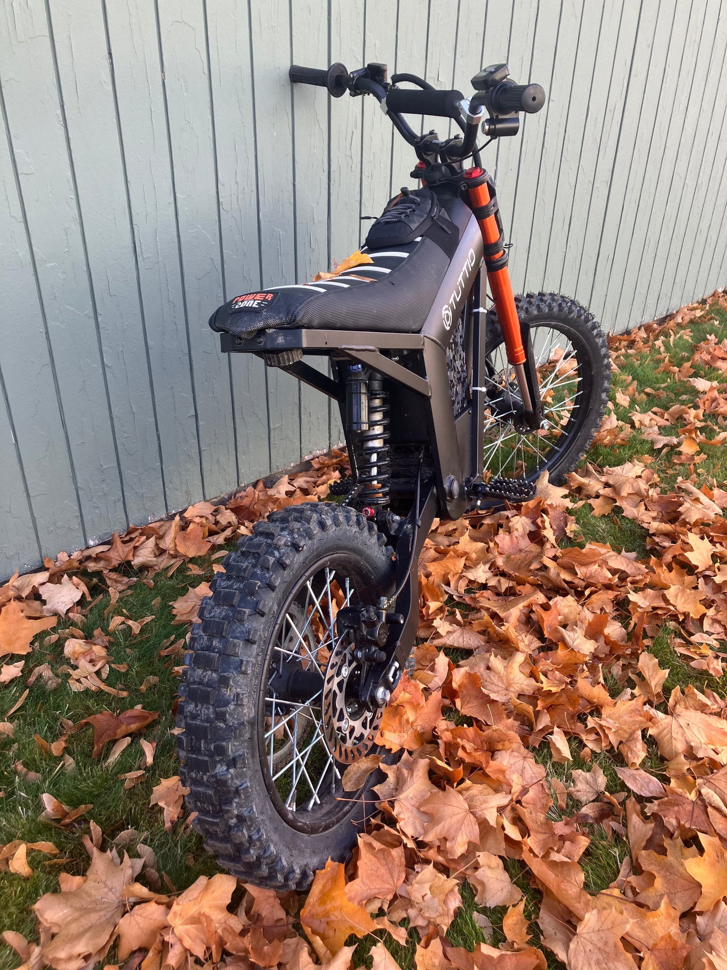 Tuttio upgraded rims and tires set