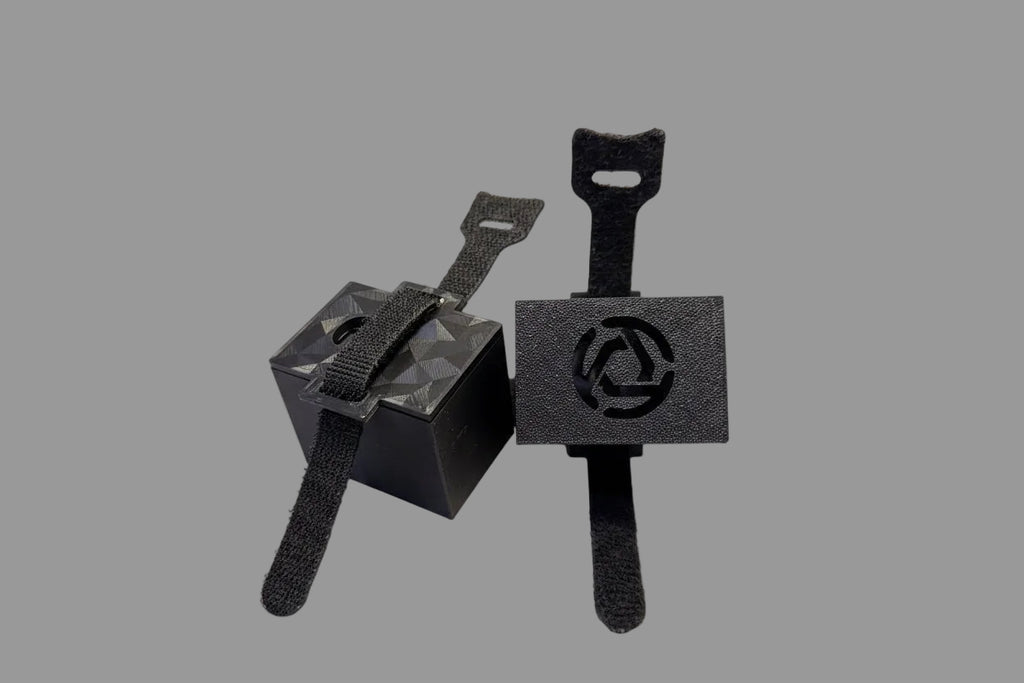 Tuttio Logo Light
